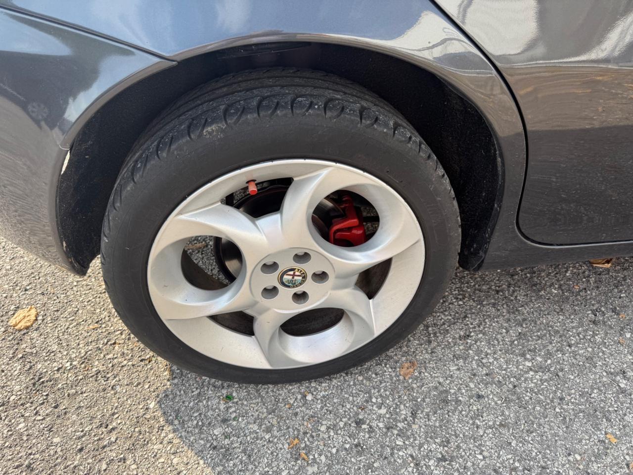 Alfa Romeo 147 1.9 JTD (120) 5 porte Distinctive
