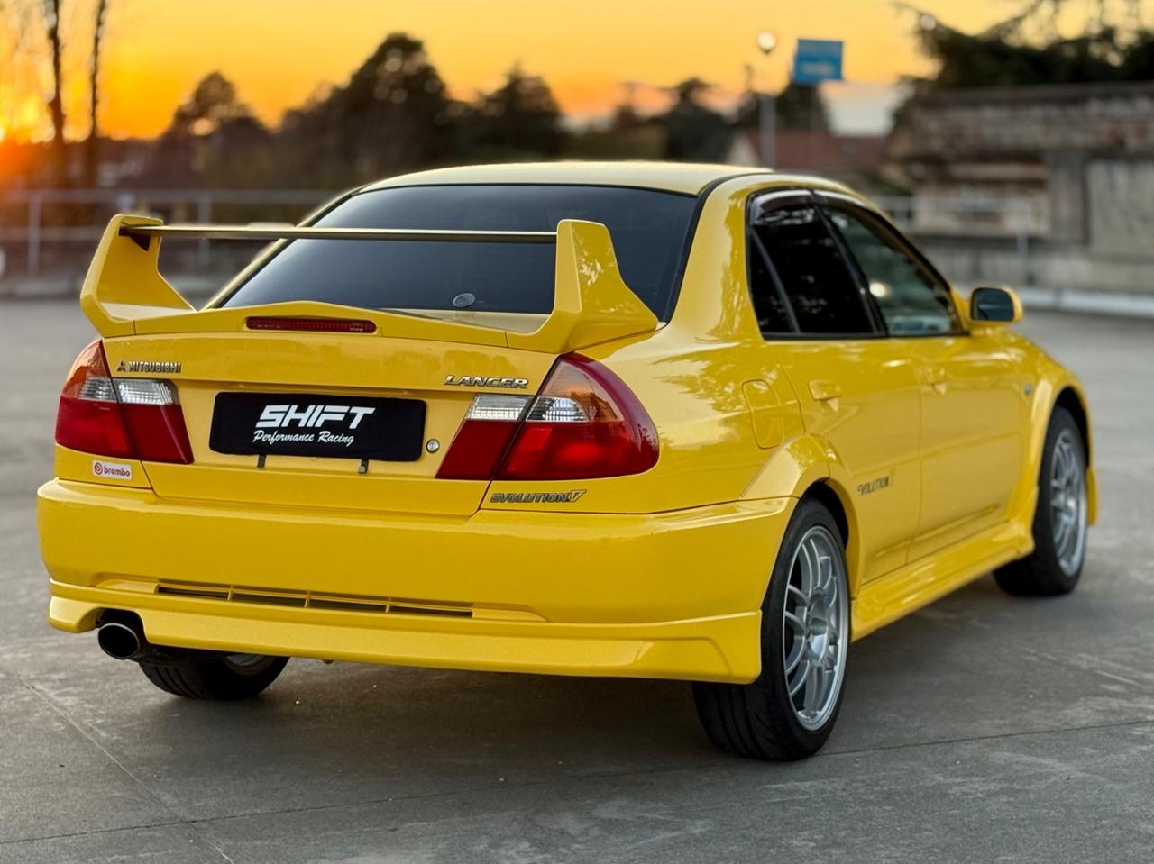 Mitsubishi Lancer EVOLUTION EVO V 5 GSR 2.0t 4x4 280cv DANDELION YELLOW