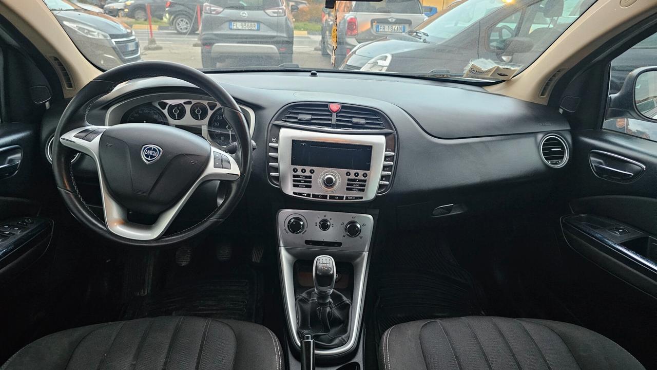 Lancia Delta 1.4 T-Jet 120 CV Silver Ecochic GPL