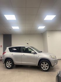 Toyota RAV 4 RAV4 Crossover 2.2 D-4D 136 CV Sol