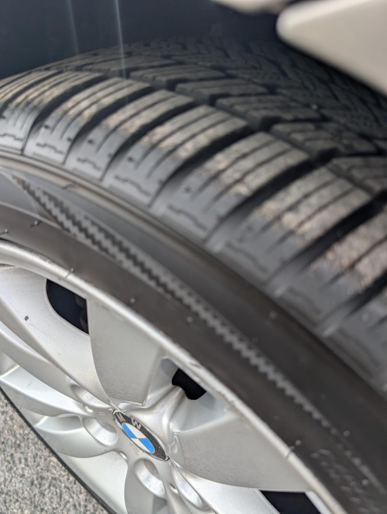 BMW SERIE 3 (E90-91) ('05'-'12') 318D 2.0 143CV CAT TOURING MSPORT (105 KW) Valore di listino: € 41050