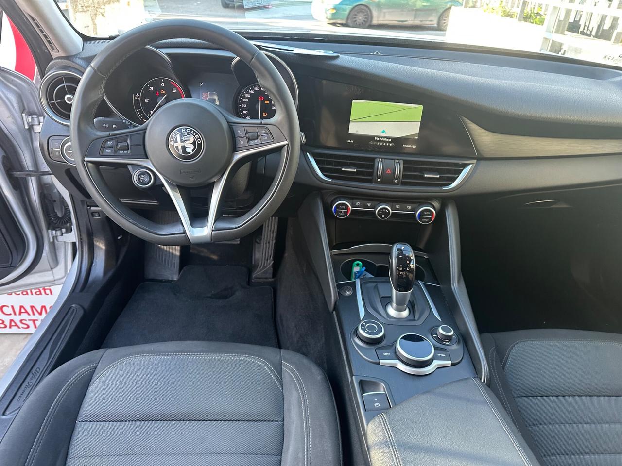 Alfa Romeo Giulia 2.2 Turbodiesel 150 CV Business Launch Edition