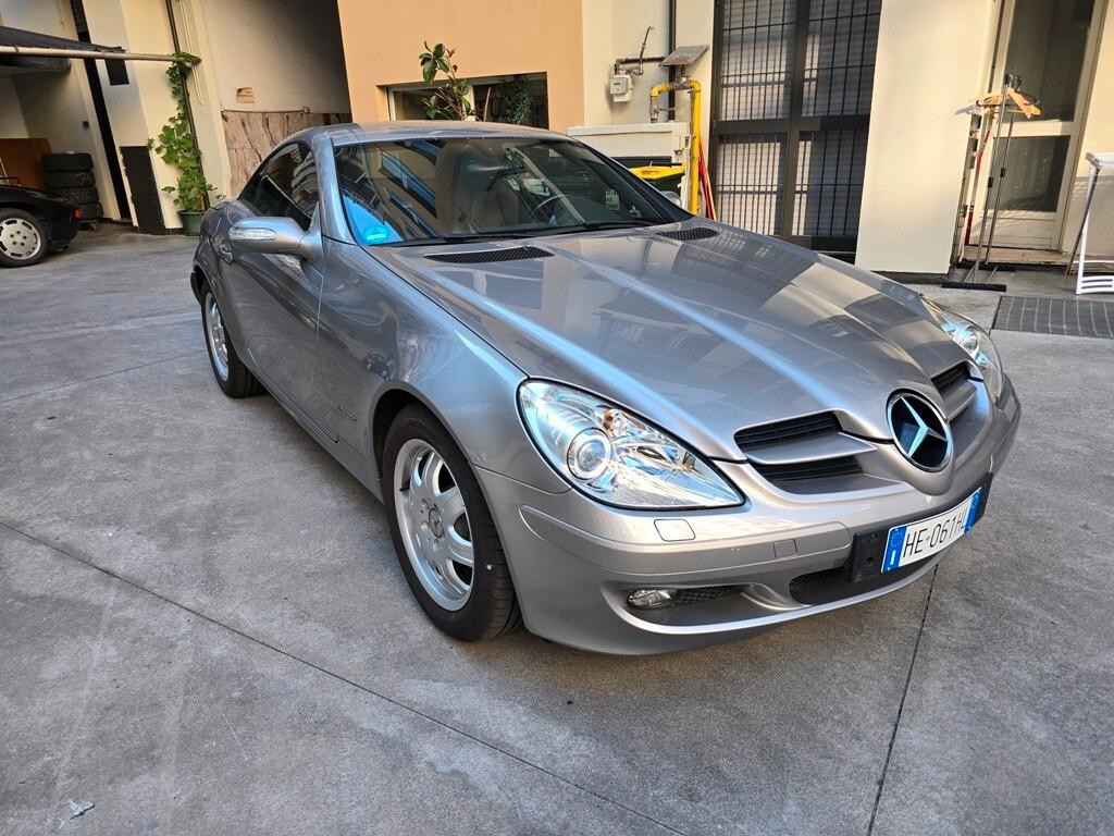 Mercedes-benz SLK 200 Kompressor MANUALE/BOOK SERVICE/CRS