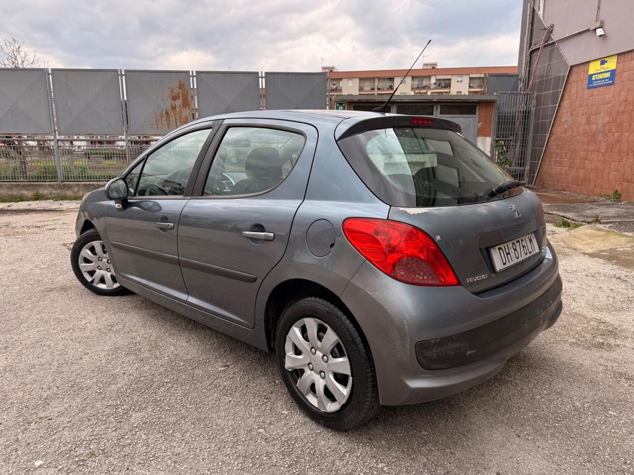 Peugeot 207 Restayling 1.4 HDi 70CV 5p. Energie Full Perfett