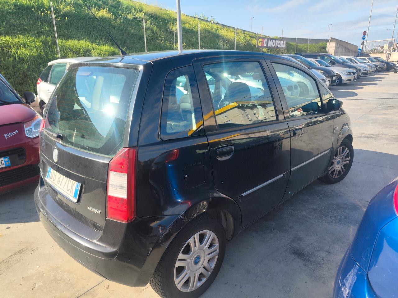 Fiat Idea 1.9 Multijet Emotion