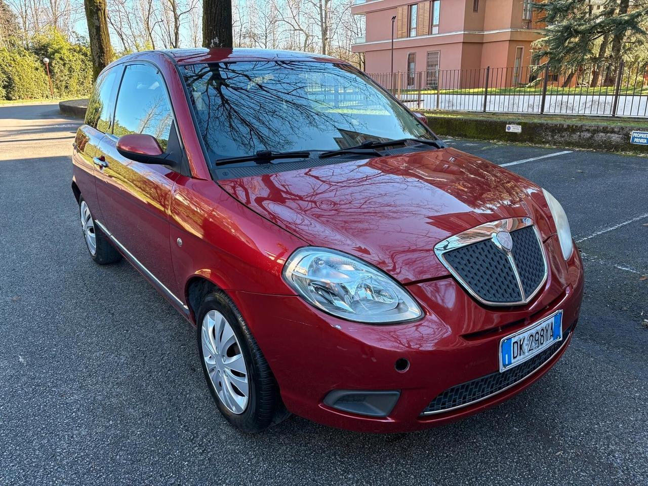 Lancia Ypsilon 1.3 MJT 75 CV Argento disel