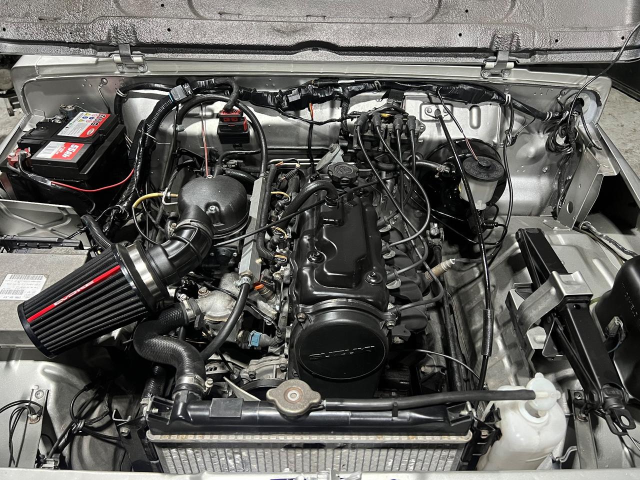 Suzuki SJ Samurai SJ413 Berlina De Luxe