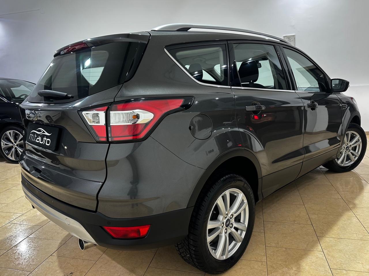 Ford Kuga 1.5 TDCI 120 CV S&S 2WD Business