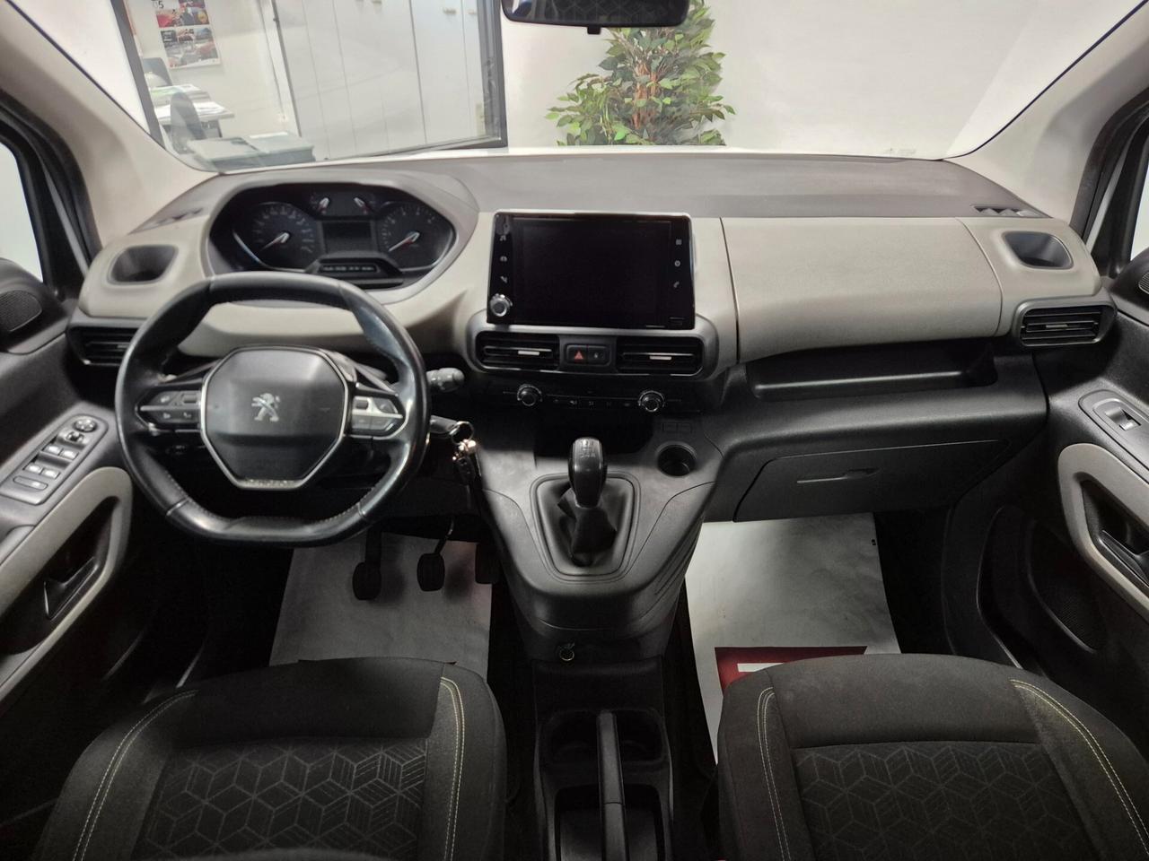 Peugeot Rifter BlueHDi 100 S&S Active Standard