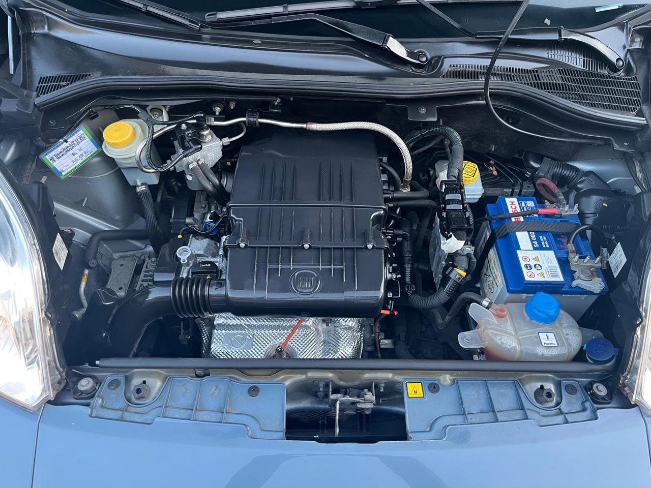 FIAT QUBO FULL OPTIONAL CON I POSTI 2015