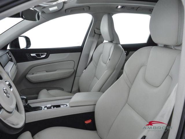 VOLVO XC60 D4 AWD Geartronic Inscription