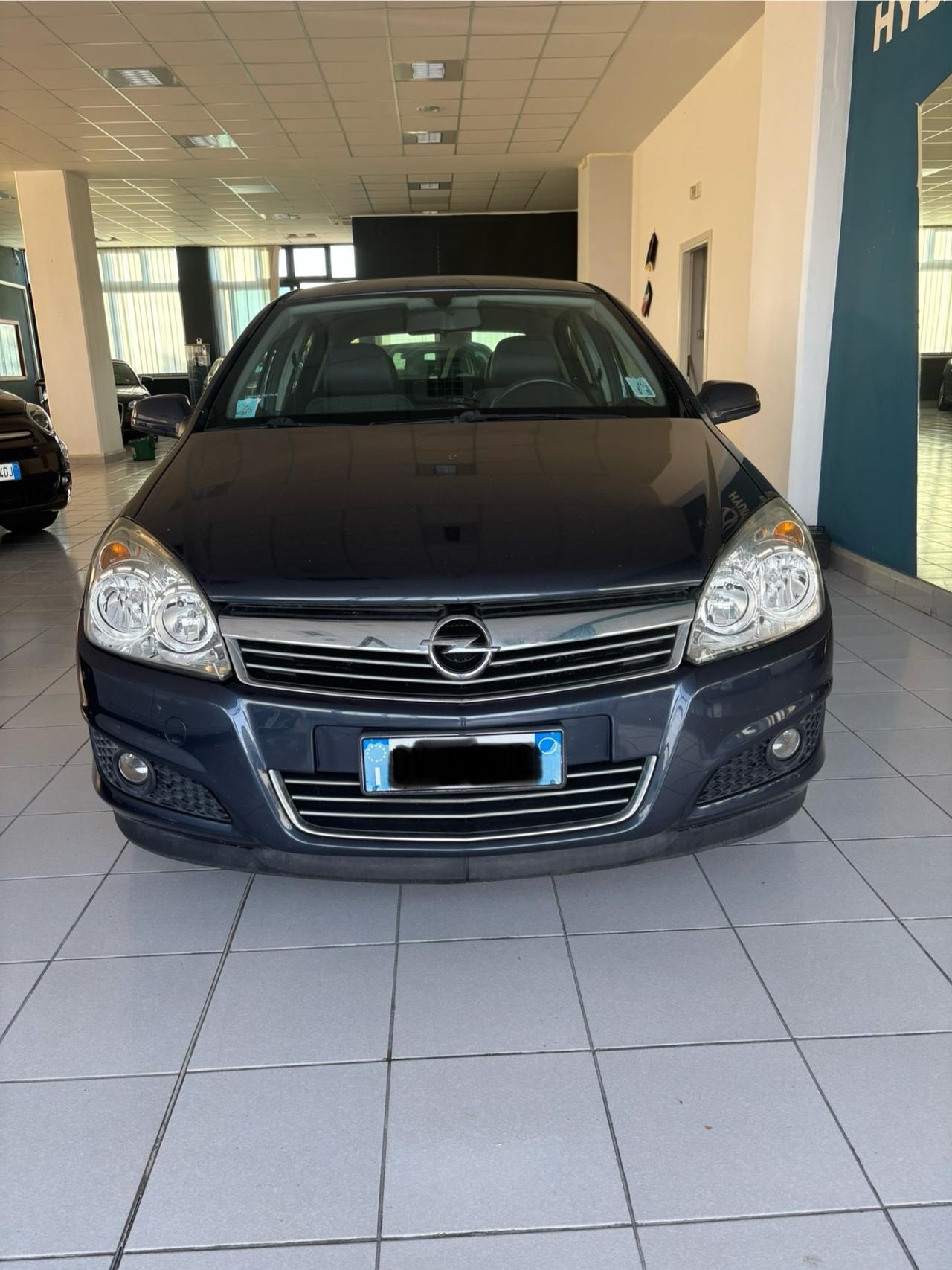 Opel Astra 1.7 CDTI 110CV 5 porte Cosmo