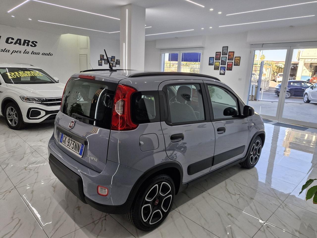 FIAT PANDA 1.0 FireFLY S&S Hybrid Full Optional