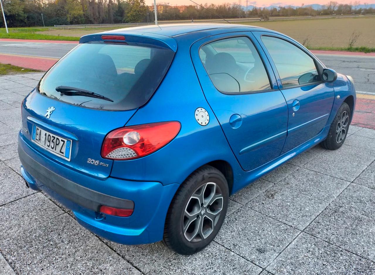 Peugeot 206 Plus 1.1 60CV 5p. Urban neopatentati