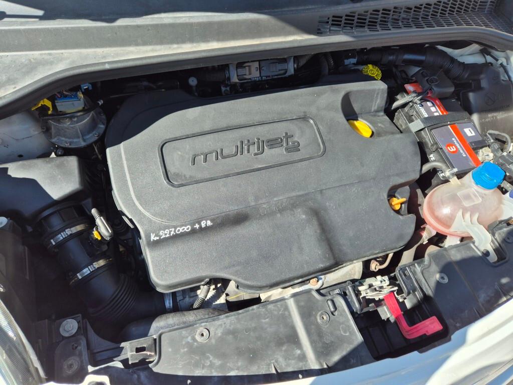 Fiat 500L 1.6 Multijet 120CV e6 N1 AUTOCARRO