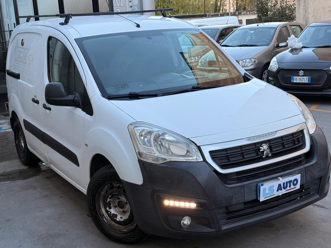 Peugeot Partner BlueHDi 100 ETG6 S&S L2 Furgone Premium