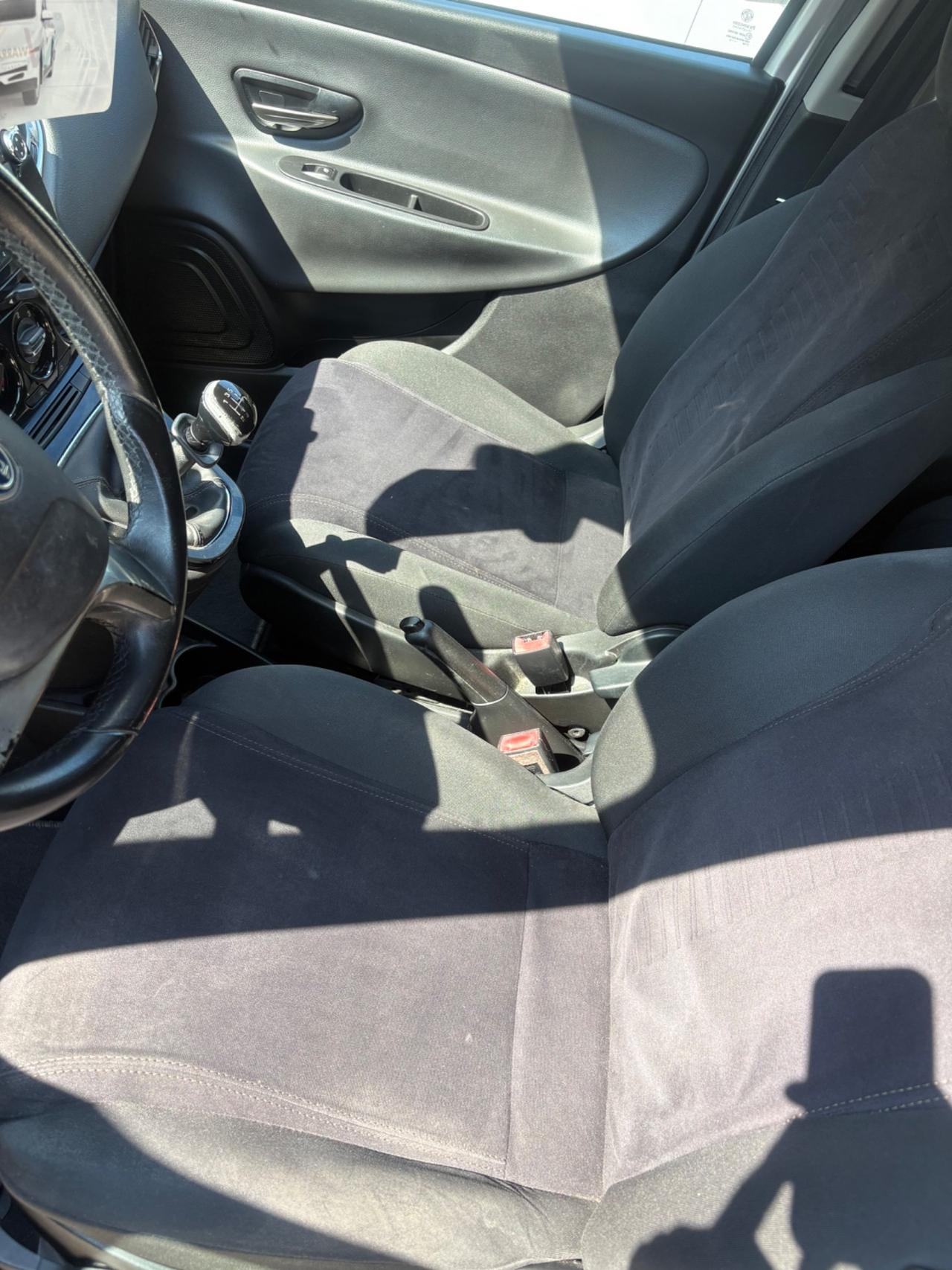Lancia ypsilon 1.2 gold