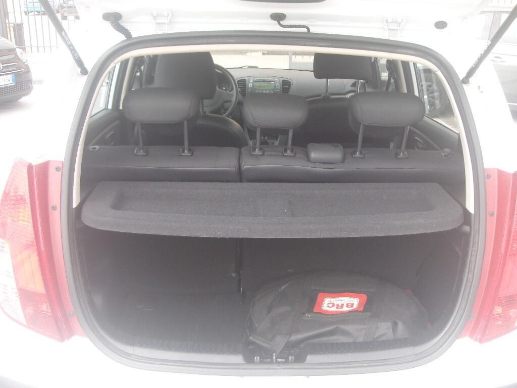 Hyundai i10 1.1 GPL Style - 2009
