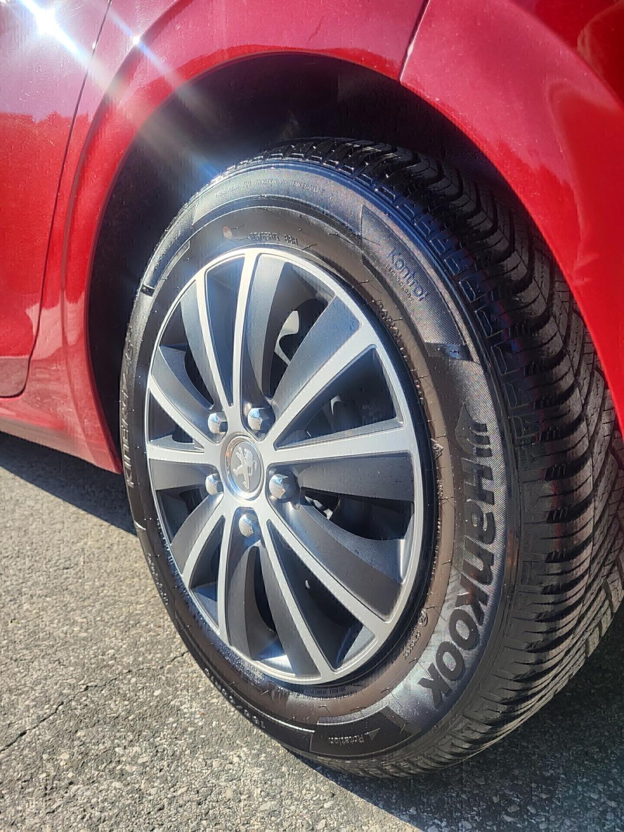 PEUGEOT 208-1,2 GPL-CINTA DISTRIBUZIONE NUOVA