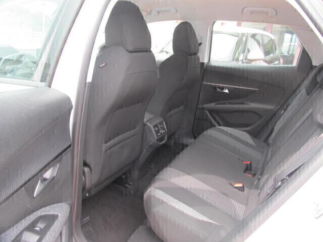 Peugeot 3008 BlueHDi 130 S&S EAT8 Allure
