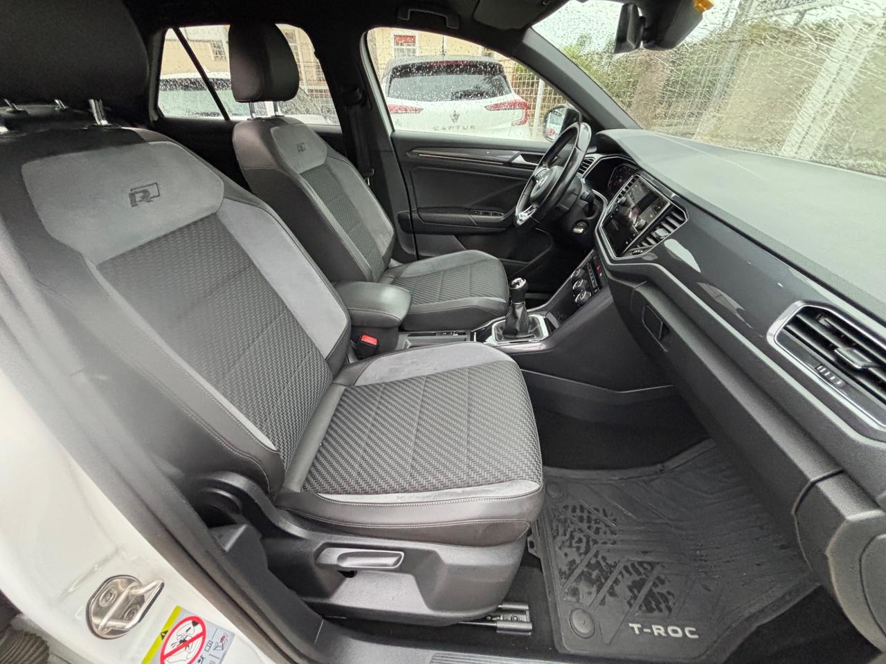 VW T-ROC 1.6 116CV R-LINE 90.000KM STRAFULL