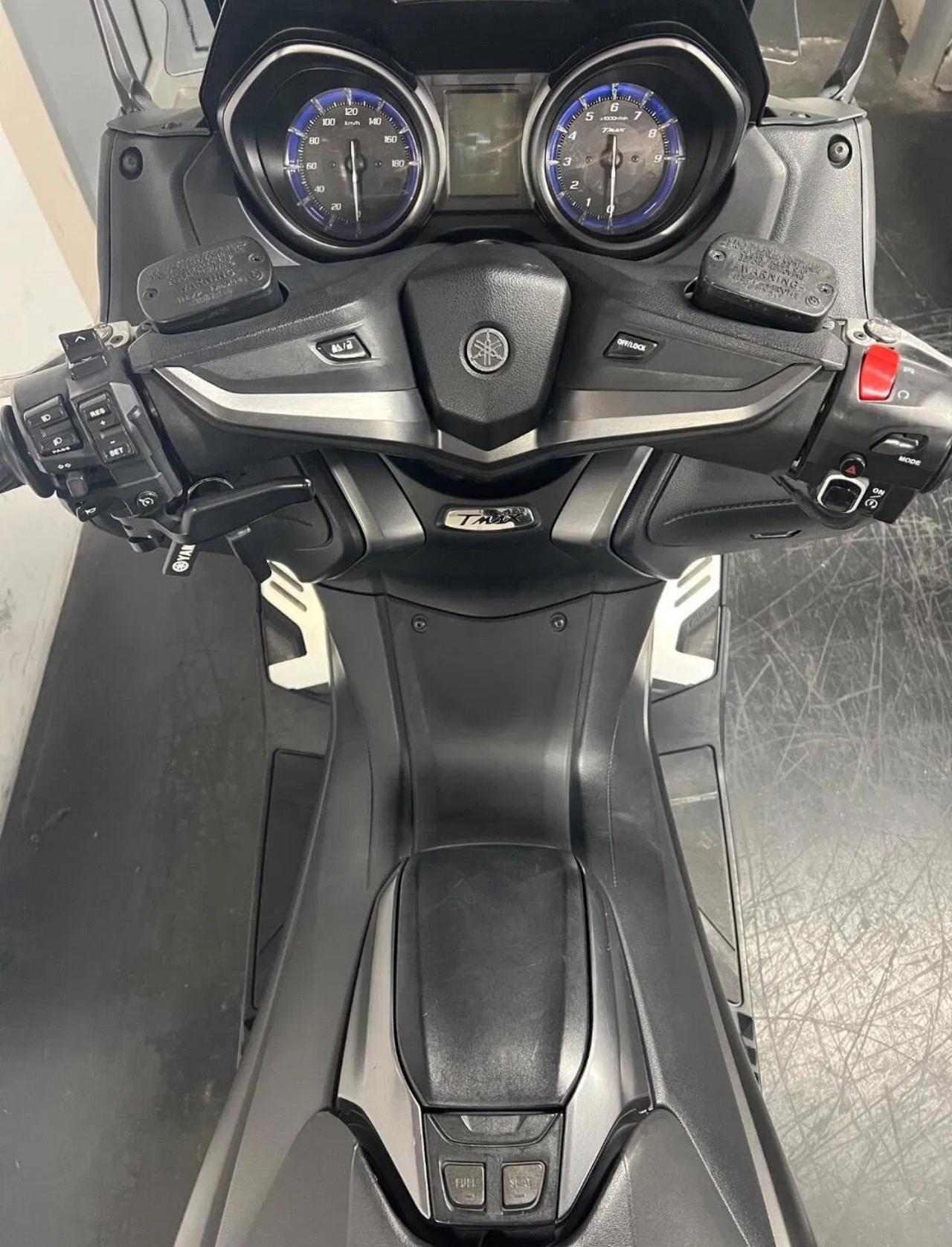 Yamaha T Max 560 Tech