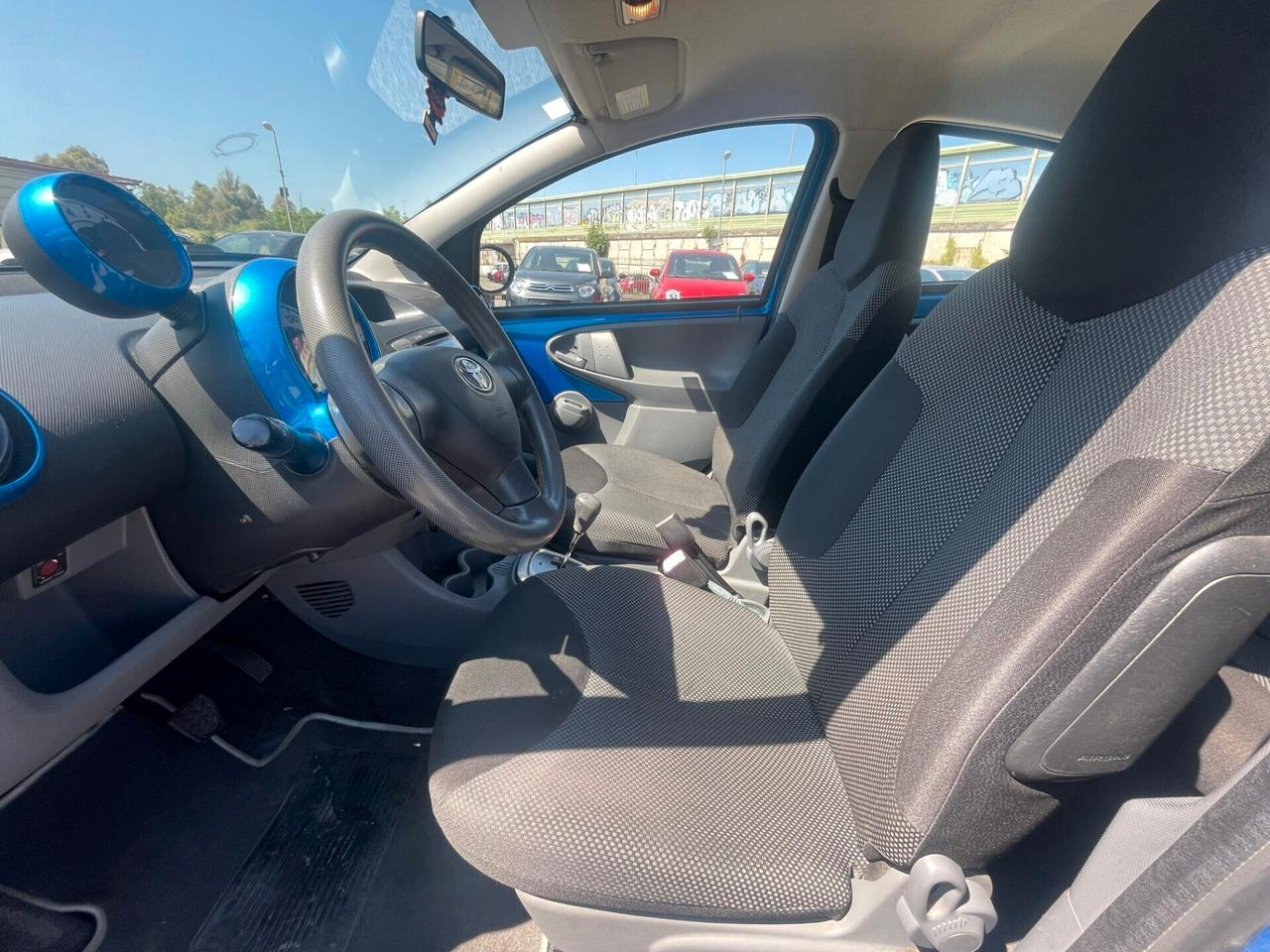 Toyota Aygo 1.0 AUTOMATICA GARANZIA 5 PORTE