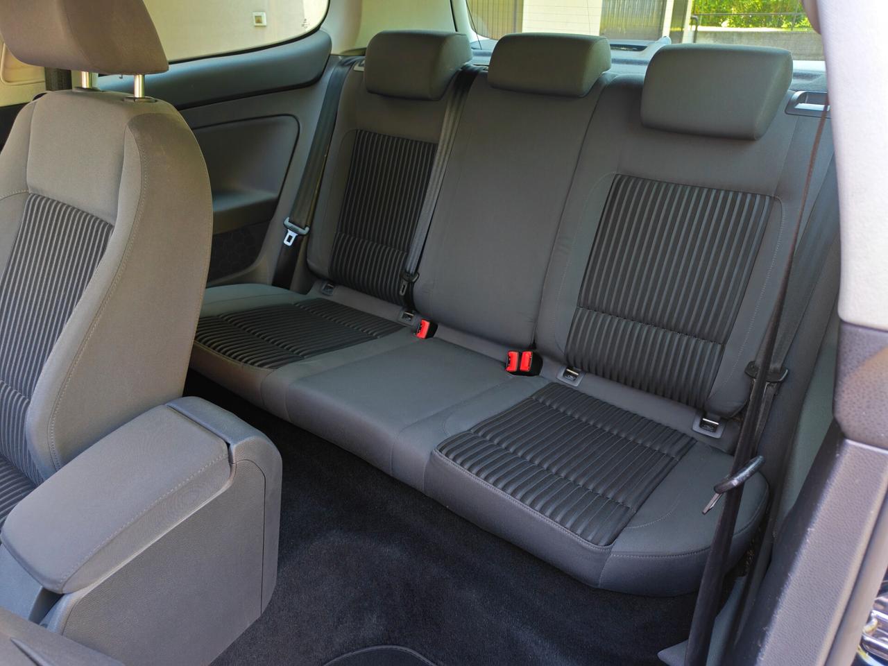 Volkswagen Golf 1.6 BENZINA 115cv / Uniproprietario