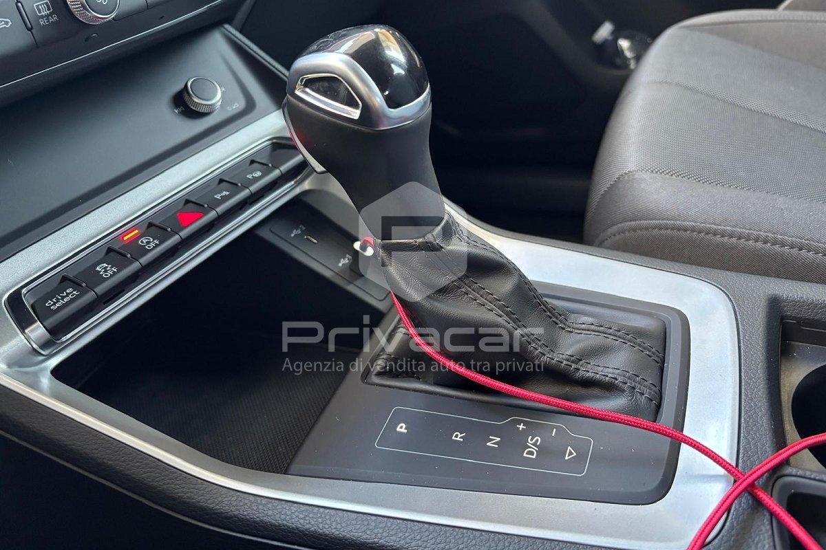 AUDI Q3 SPB 35 TDI quattro S tronic Business Plus