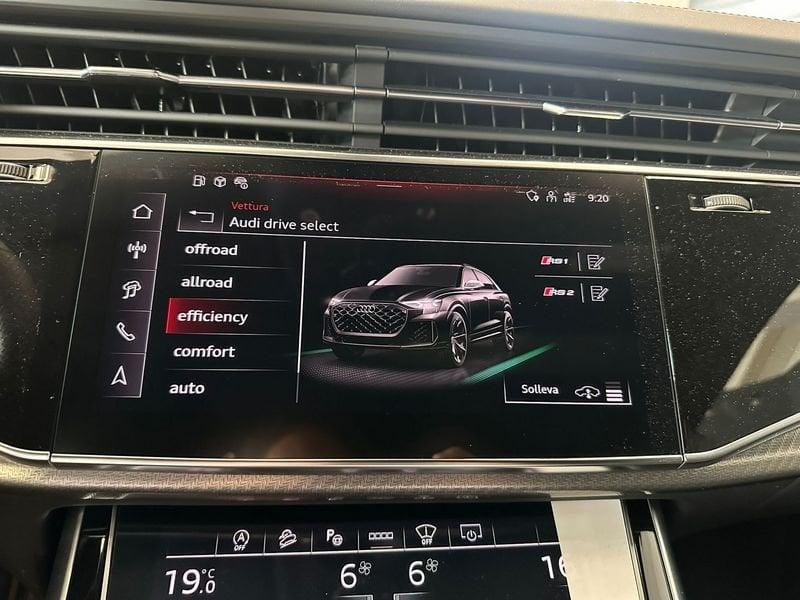 Audi Q8 RS TFSI V8 quattro tiptronic Performance