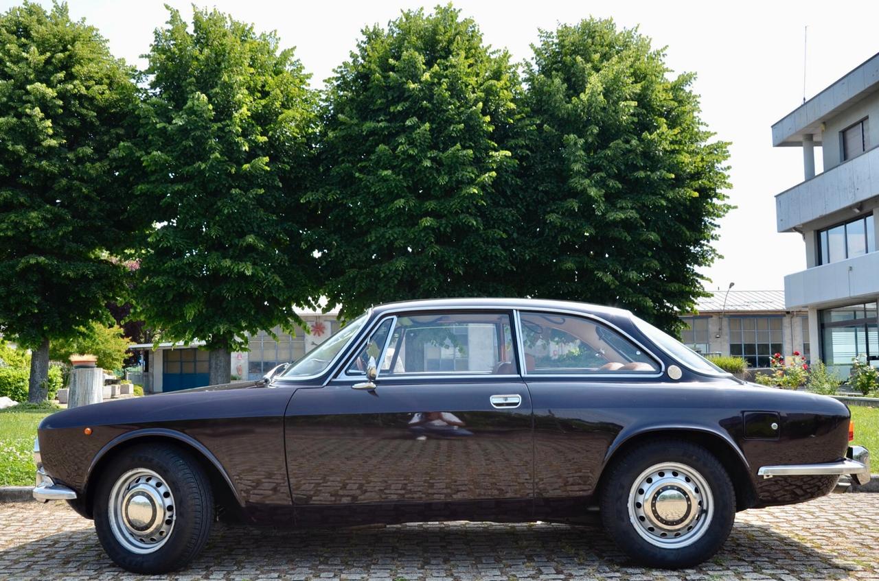 ALFA ROMEO GT 1750 QUADRIFOGLIO ORO 2° SERIE, CONSERVATA, PERMUTE