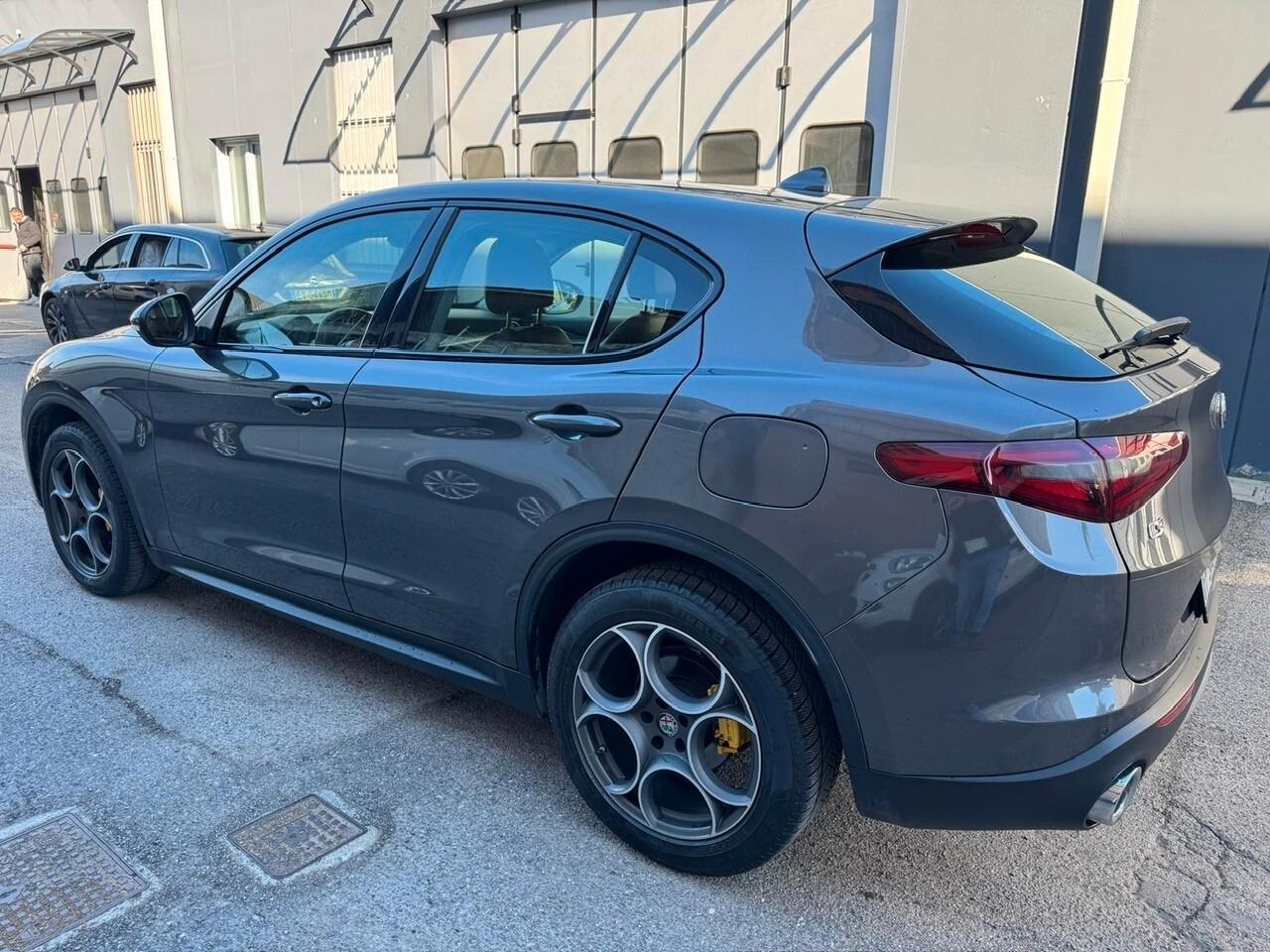 Alfa Romeo Stelvio 2.2 Turbodiesel 210 CV AT8 Q4 Executive