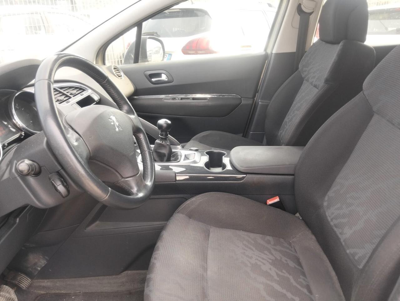 Peugeot 3008 1.6 HDI 112CV TECNO