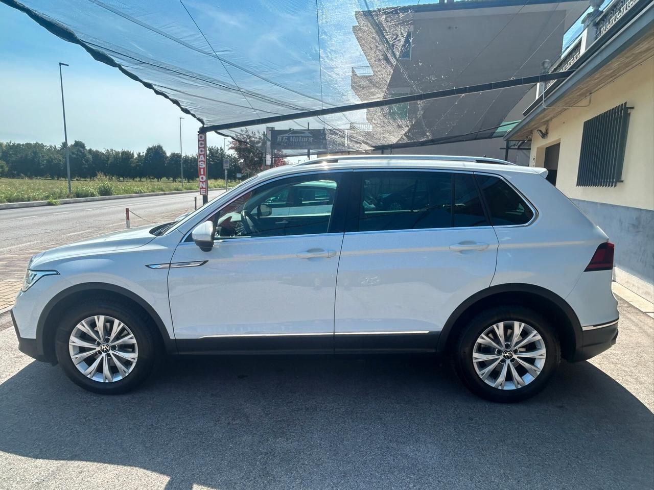 VW TIGUAN 2.0 TDI 150CV DSG Life - EURO6E