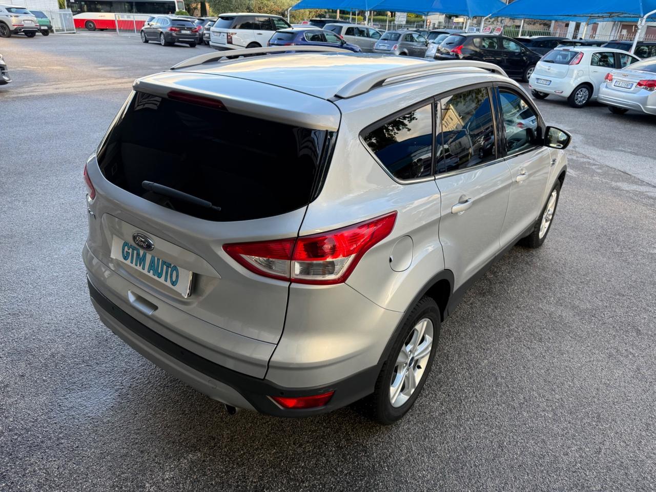 Ford Kuga 2.0 TDCI 140 CV 4WD Powershift