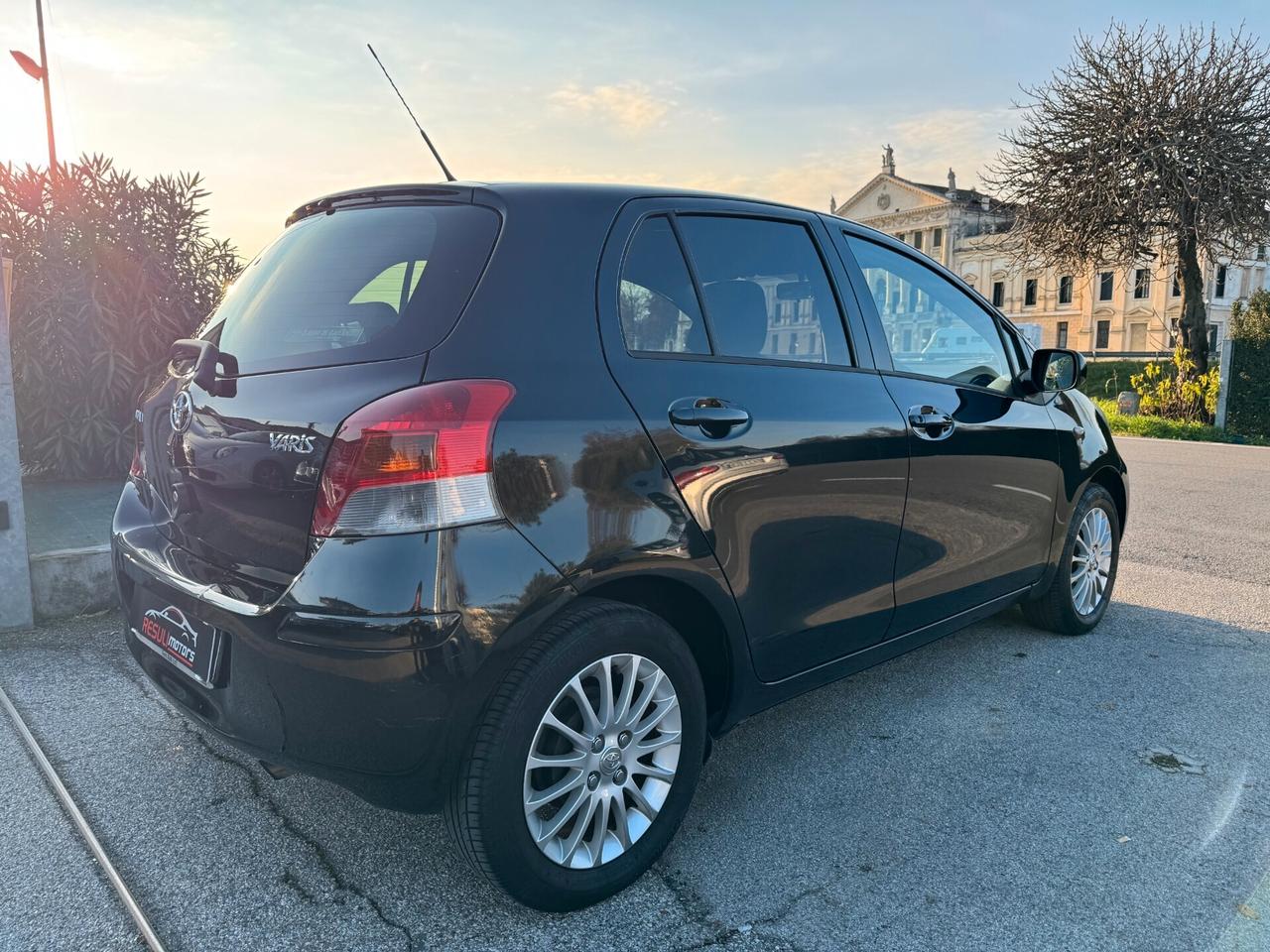 Toyota Yaris 1.3 5 porte M-MT Sol