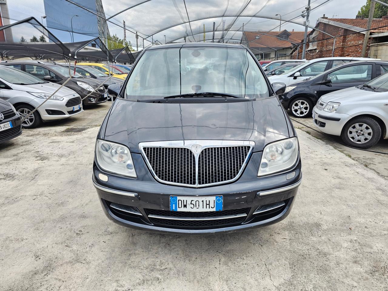 Lancia Phedra 2.0 MJT 136 CV Oro