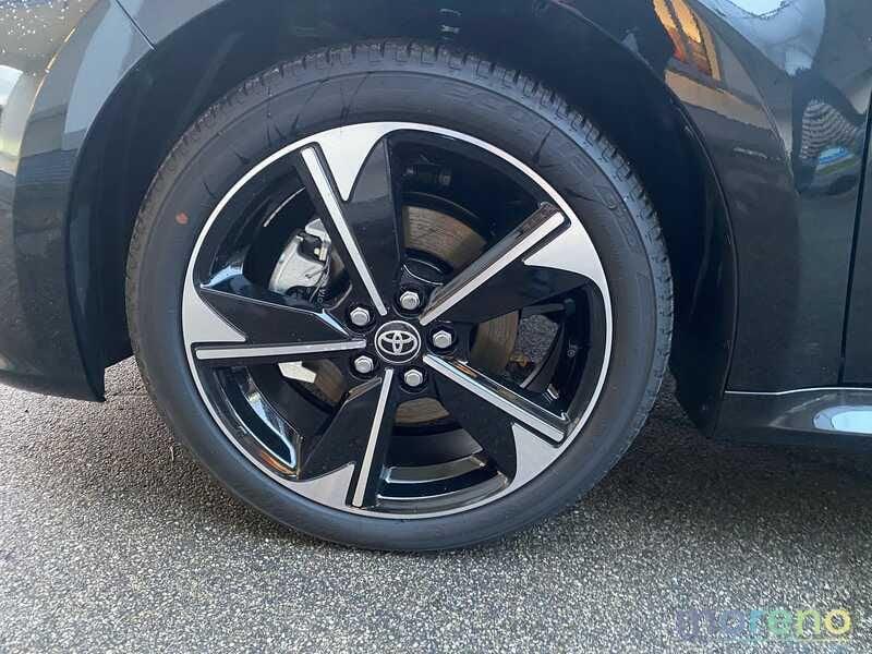 Toyota Yaris 1.5h 130 Lounge