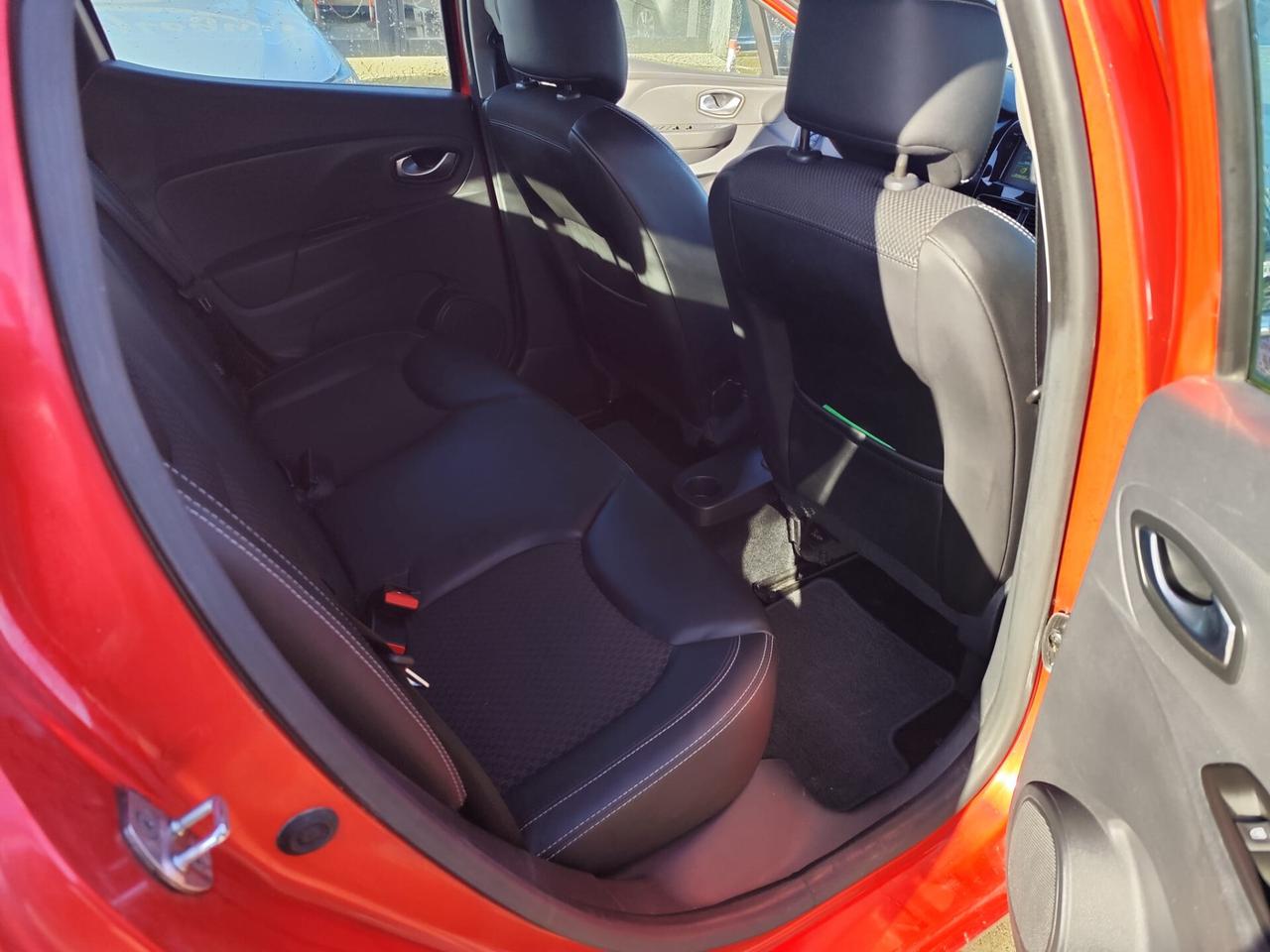 Renault Clio dCi 8V 90 CV 5 porte Moschino Intens