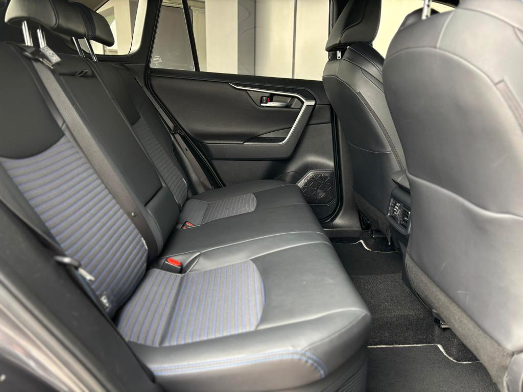 Toyota RAV4 2.5 vvt-ie h Black Edition AWD 222cv e-cvt