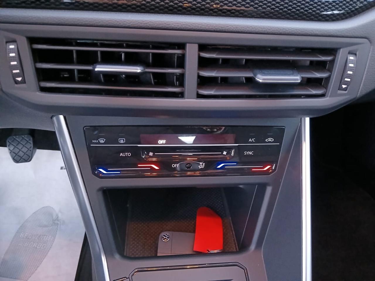 Volkswagen Polo 1.0 Life 80CV-AZIENDALE