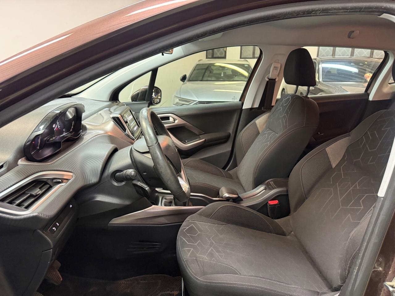 Peugeot 2008 1.2 VTi 82CV Allure