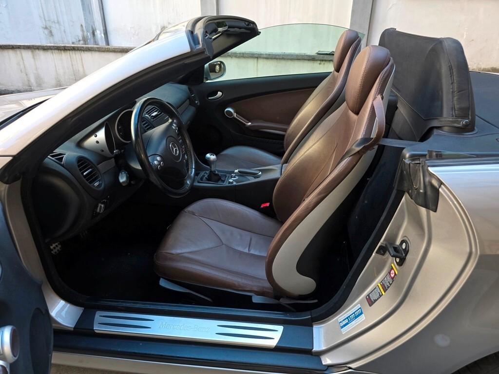 Mercedes-benz SLK 200 Kompressor MANUALE/BOOK SERVICE/CRS