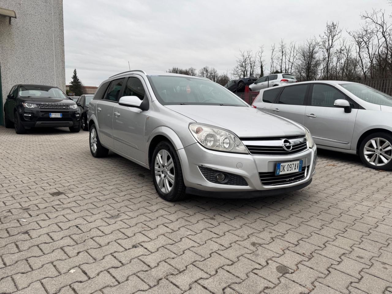 Opel Astra 1.7 CDTI 101CV 5 porte Cosmo