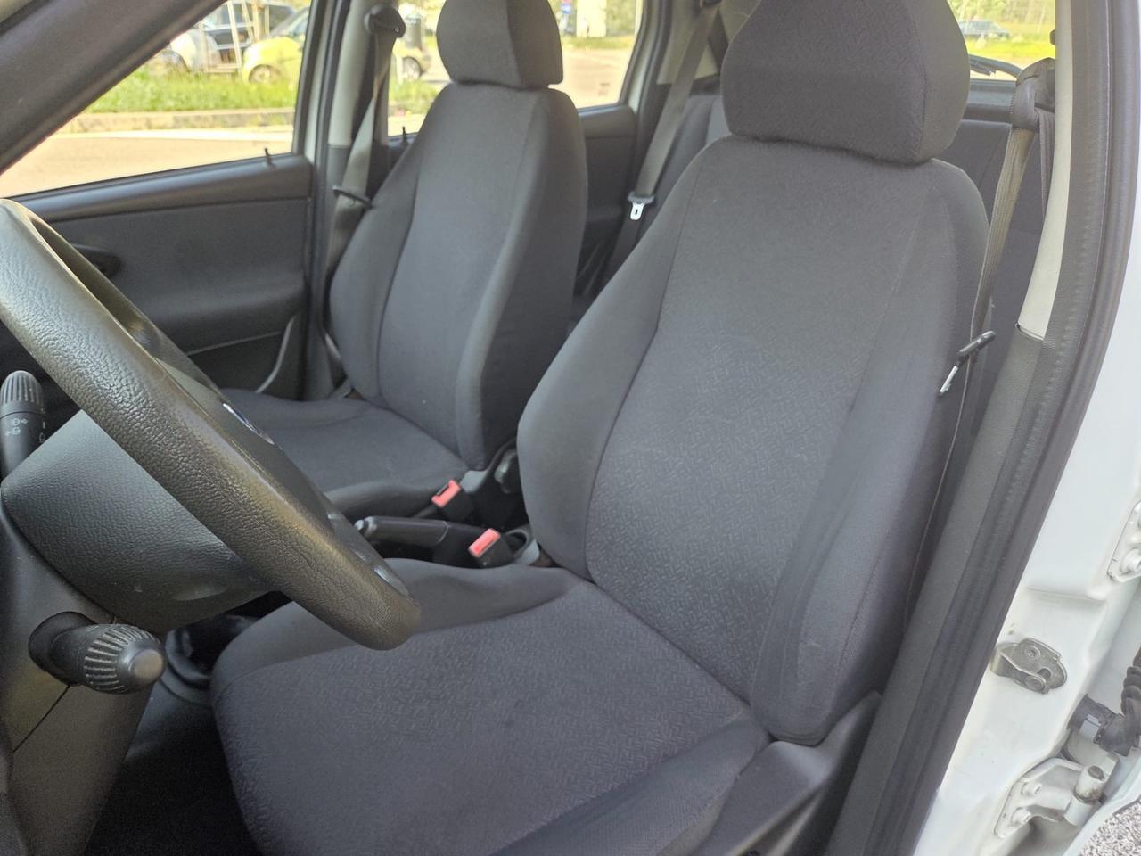 Fiat Punto 1.2 16V 5 porte Emotion* Neo patentati *