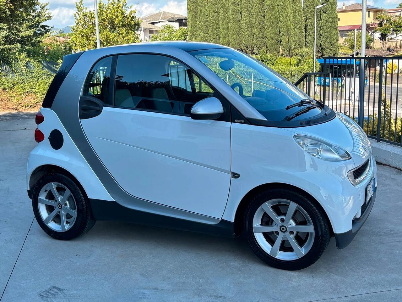 Smart ForTwo 1000 52 kW pulse servosterzo