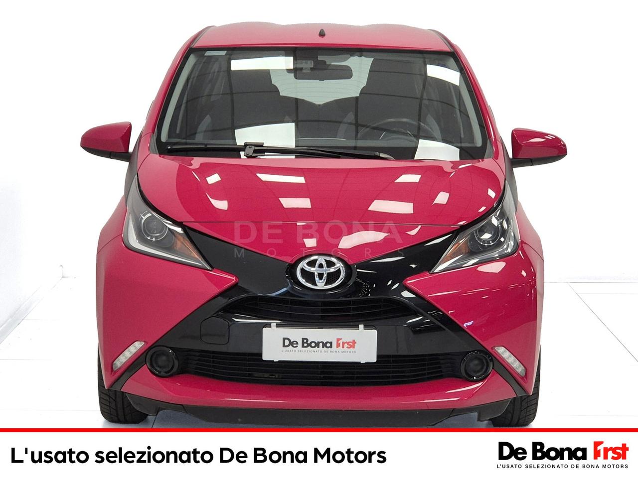 Toyota Aygo 5p 1.0 x-play m-mt