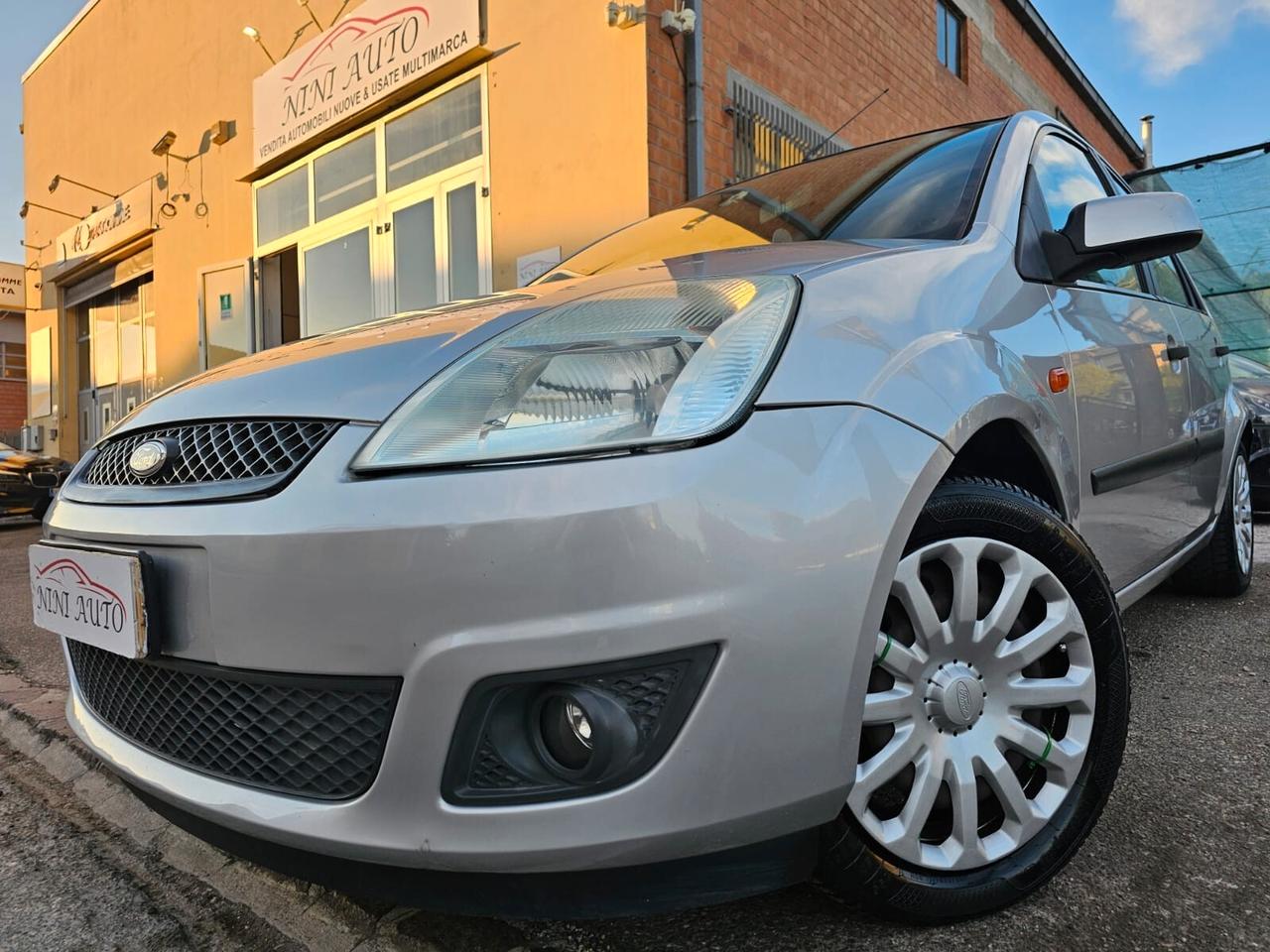 Ford Fiesta 1.2 75cv Ikon*Clima*Servosterzo*Neopatentati*