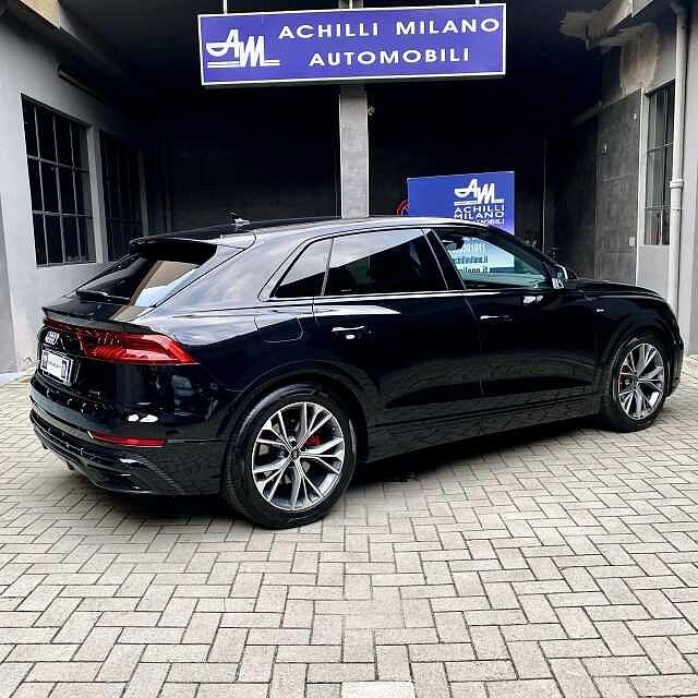 Audi Q8 SUV 45 TDI quattro tiptronic S line edition