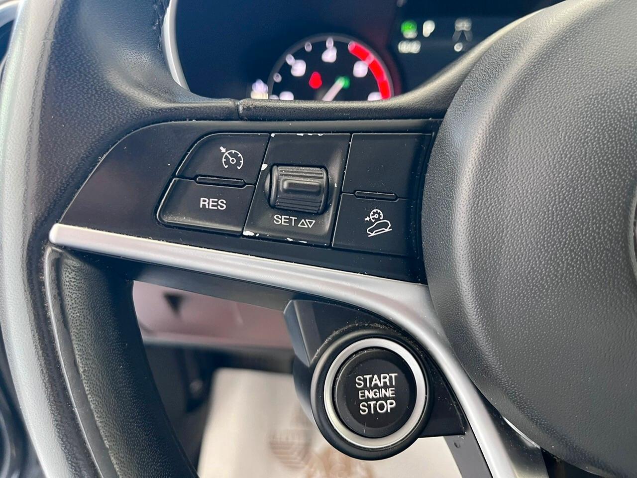 Alfa Romeo Stelvio 2.2 180 CV AT8
